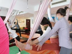 -Yvon yoga 瑜伽·精准体态管理中心