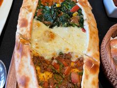 四季皮塔饼-Efes Turkish & Mediterranean Cuisine 艾菲斯餐厅(陆家嘴店)