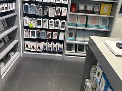 -Apple授权专营店(宝山万达店)