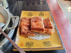 -老来福·非遗酸汤兔(凯旋路店)