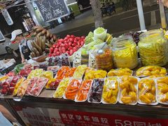 -海大南门夜市(海富街店)