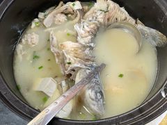-土砂锅生态山庄·非遗砂锅雅鱼