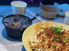 -巴厘龙虾·榜首油焖大虾(洞庭·艺术洋房店)