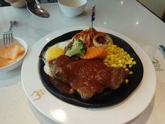 -汤姆家的牛排意面披萨(融创茂店)