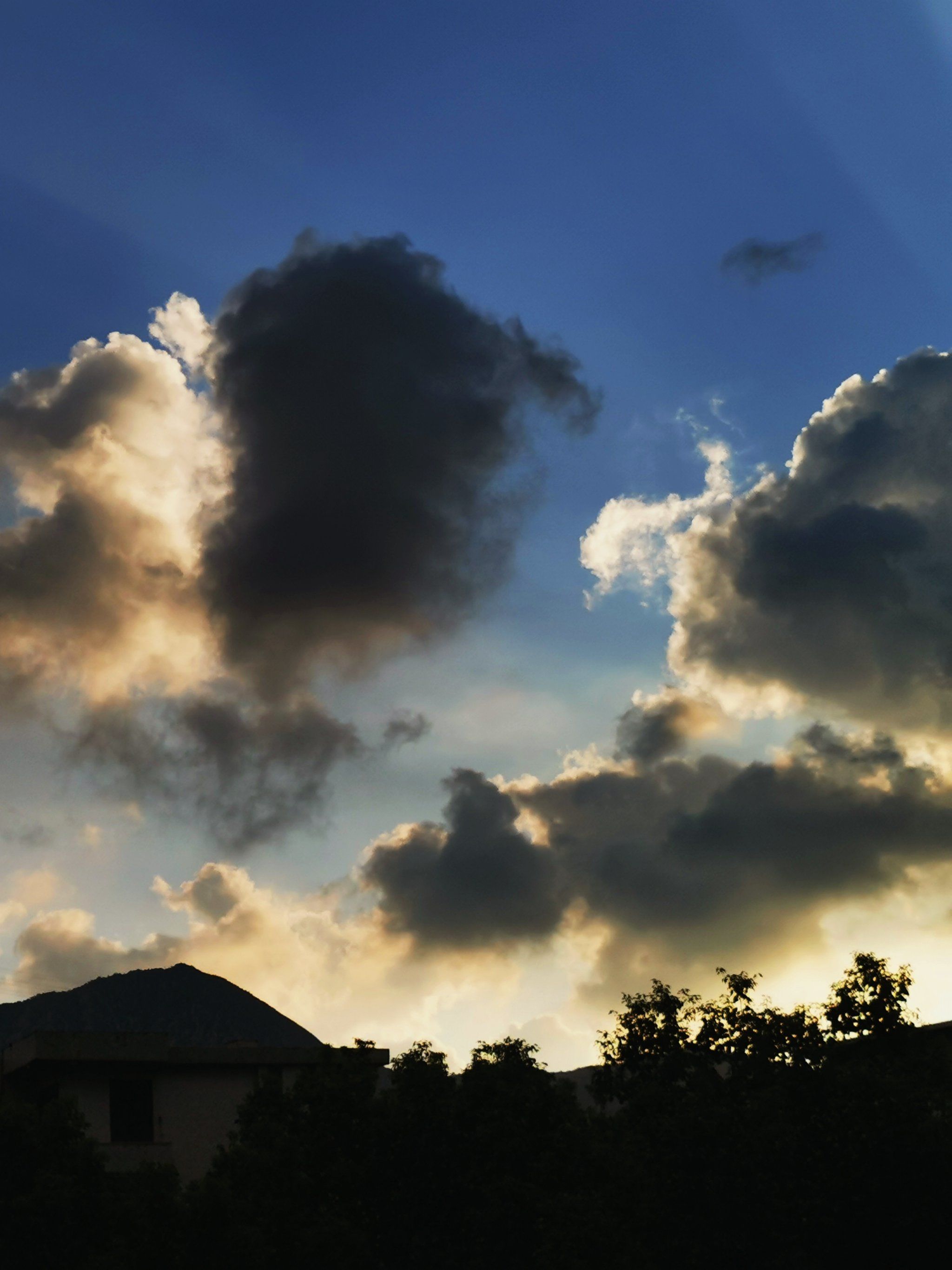 天空摄影大赛|白云?黑云?