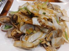 葱姜炒花蛤-食客烧烤(罗道庄店)