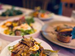 疯狂手撕牛肉班尼迪克蛋-The Rug Cafe(王府中环店)