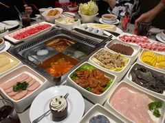 -海底捞火锅(金山百联店)