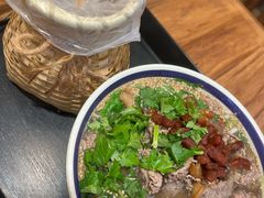 -云阿蛮云南生烫牛肉米线(奉贤路店)