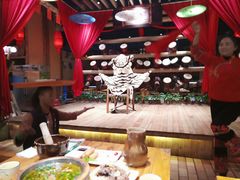 -老滇山寨•云南特色菜•地方菜•民族风情歌舞表演(金碧店)