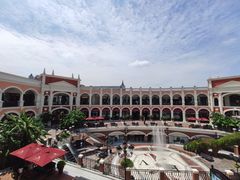 -佛罗伦萨小镇广佛名品奥特莱斯(疏港路店)