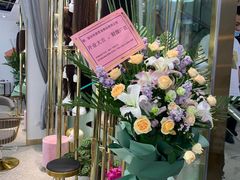 -LAQUEEN 时尚健康假发(万象城总店)