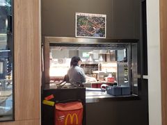 -麦当劳(华融店)