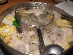 牛筒骨汤底-海银海记潮汕牛肉火锅(新港中路海珠店)