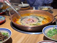 -洱火云南酸菜牛肉火锅(石景山当代商城店)