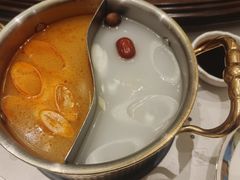 鸳鸯锅-黑驴王子驴肉火锅