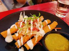 香炸鸡肉卷-Pistolera Mexican Cantina女枪手墨西哥餐厅(碧云路店)