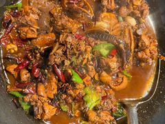 -挂旗柴锅鸡(蚌山区嘉年华店)