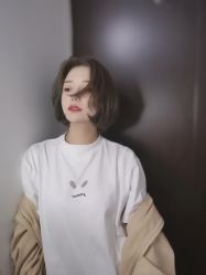 -变画·发型STUDIO