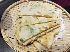 葱油饼-俏巴妹烤鱼香锅(奥体店)