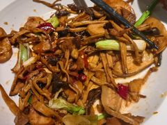 -关东小磨东北菜(漕河泾印象城店)