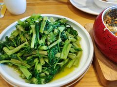 -品鲜村农家菜·阳澄湖大闸蟹(总店)
