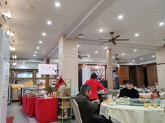 -鹏城人家海鲜酒家·23年老字号(较场尾店)