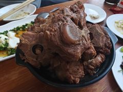 -宝瑞门钉肉饼店