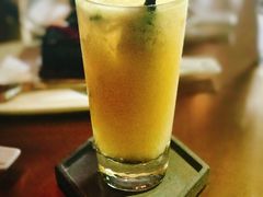 -UNI UNI(环亚凯瑟琳店)