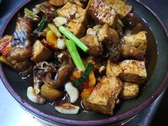 黑骨鱼焖豆腐-德天丽水风味馆