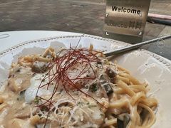 -CowCow其其·牛杂咖啡公司(六运店)