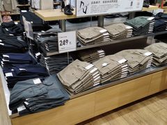 -优衣库(东莞汇一城店)