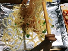 -东口码头·烧鸽子·鱼头泡饼·地方菜(金鹰悦城店)