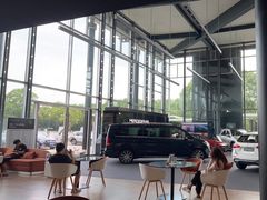 -宁波宁兴新宇奔驰4S店(庄市店)