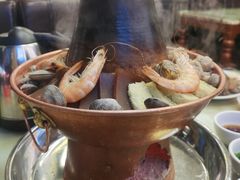 -一口猪海鲜浑锅·东北家常菜