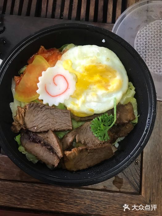 馋连社(后巷路店)酱牛肉饭图片