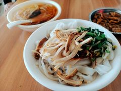 -再回首鸡肉米线(人民路一店)