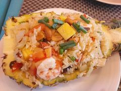 -Pakwan Restaurant & Bar