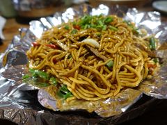 察哈尔铁板牛肉炒粉-蒙亨·手把肉·蒙古包文化主题餐厅(天恒广场店)