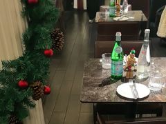 -LESCEDARS Brasserie Bistro香柏树