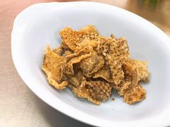 炸鱼皮-榮泰米粉湯(Left Shop)