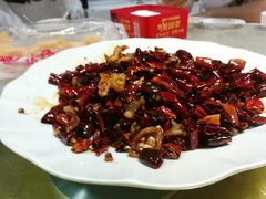 辣子肥肠-洪霞餐馆