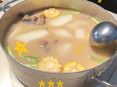 -肥仔文澳门猪骨煲(南京西路店)