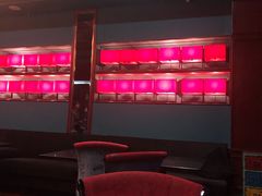 -铜锣湾·有麝自然香(渝北财富中心店)