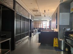-卤校长老火锅(杨家坪直营店)