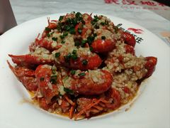 -肥肥虾庄·金牌油焖大虾(首义路店)