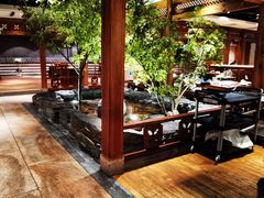 -萨拉伯尔(燕莎友谊商城店)