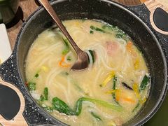-云海肴云南菜(浦江欢乐颂店)