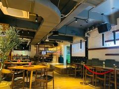 -JINNS锦时 steak&pizza(浸信会礼拜堂旧址店)
