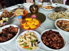 -何适山庄 ·可团建(水长城P2停车场店)